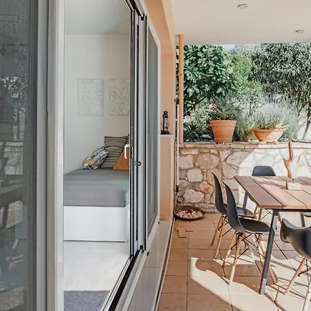 Anamnesis. Feel The Mediterranean. Вилла Каламата