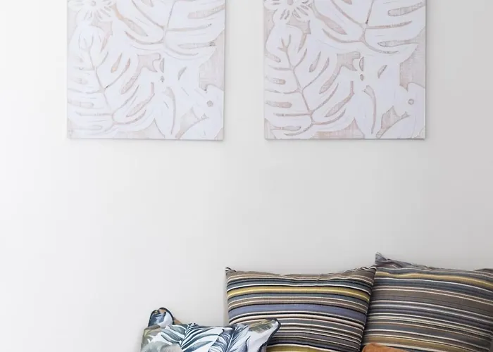 Anamnesis. Feel The Mediterranean. Villa