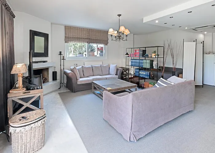 Anamnesis. Feel The Mediterranean. * Kalamata