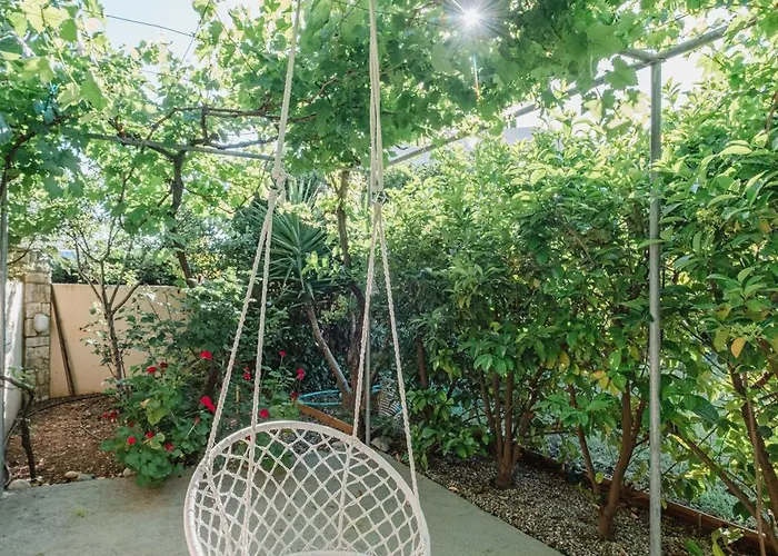 Anamnesis. Feel The Mediterranean. Villa *