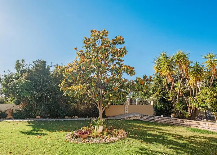 Villa Anamnesis. Feel The Mediterranean.